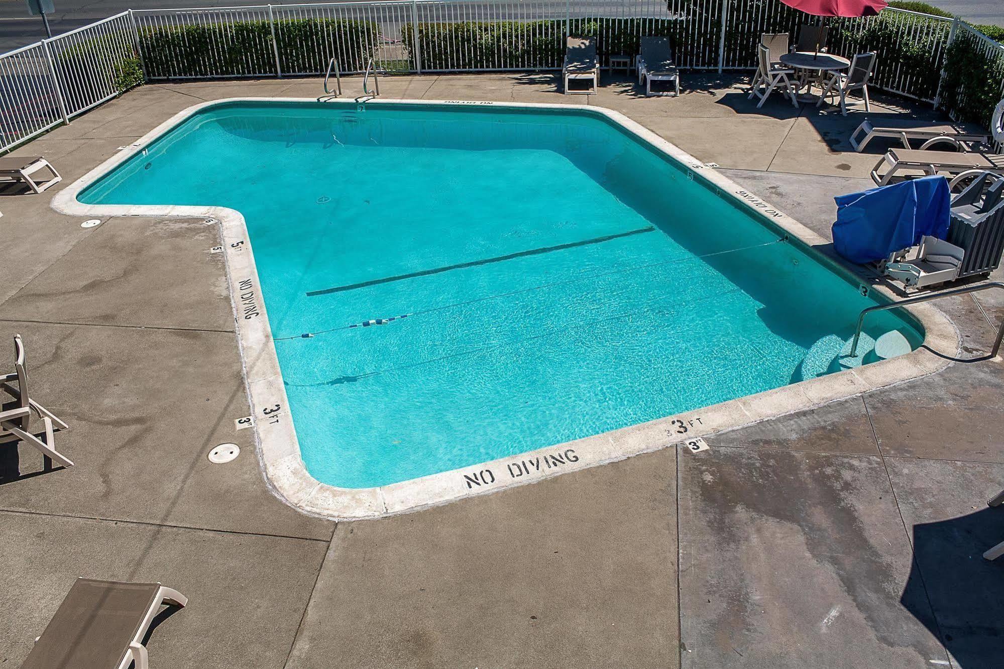 Motel 6-Ukiah, Ca Екстер'єр фото